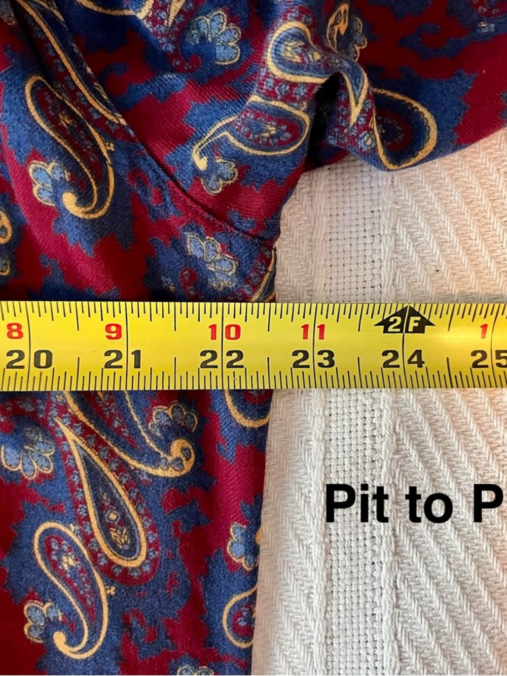 Unisex Classic Paisley Robe with Belt - Picture 4 of 5